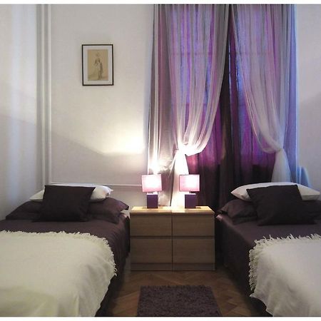 Unique Warsaw Center Apartment Bilik gambar
