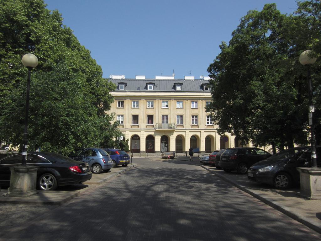 Unique Warsaw Center Apartment Bilik gambar